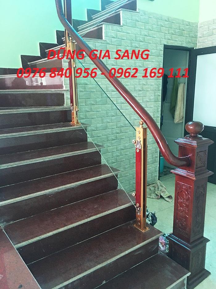 Cầu thang nhôm kính tại Linh Đàm – Hoàng Mai –Hà Nội